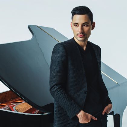 https://spirio-spotlight.steinway.com/pt_BR/spiriocast/new/2025/peter-bence-11-20-25