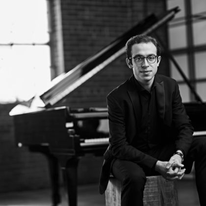 https://spirio-spotlight.steinway.com/pt_BR/spiriocast/2026/05-12-26-nicolas-namoradze