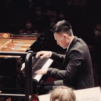 https://spirio-spotlight.steinway.com/pt_BR/spiriocast/2025/7-12-25-steve-barakatt